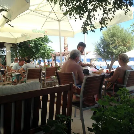 Oda ve Kahvaltı Acelya